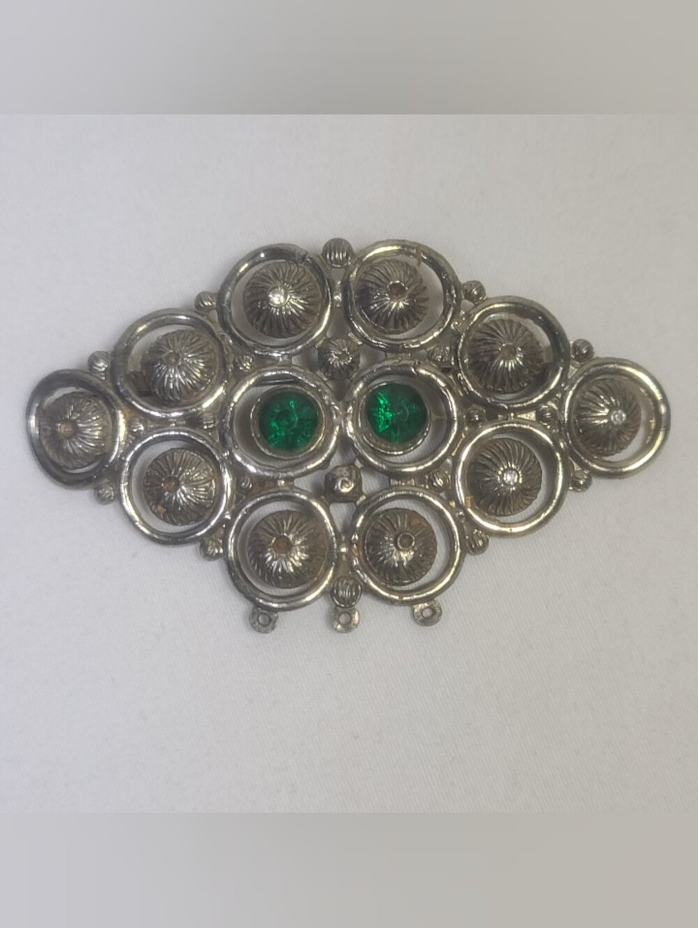 Vintage Art Deco Apex Silver Tone Green Glass Gems Brooch Pin